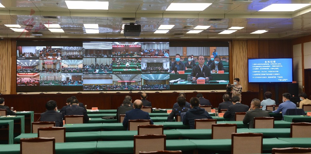 抓細抓實疫情防控各項舉措 堅決防止疫情反彈回潮.jpg 抓細抓實疫情防控各項舉措 堅決防止疫情反彈回潮.jpg