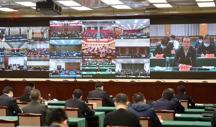 時刻繃緊疫情防控這根弦 堅決打贏常態化疫情防控持久戰.jpg 時刻繃緊疫情防控這根弦 堅決打贏常態化疫情防控持久戰.jpg